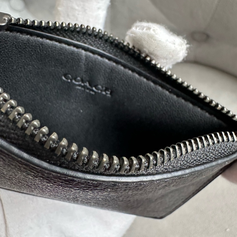 Coach Monogram zip card case - Picture 7 of 11
